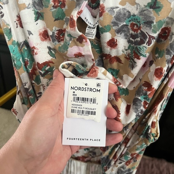 FLORAL PRINT DRESS IN DUNE MULTI BOUQUET - Picture 3 of 5